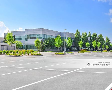 A look at Lakeside Corporate Centre commercial space in Carmel