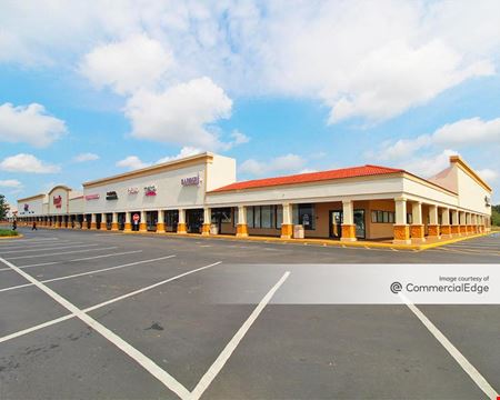 A look at Western Way Plaza Retail space for Rent in Brooksville