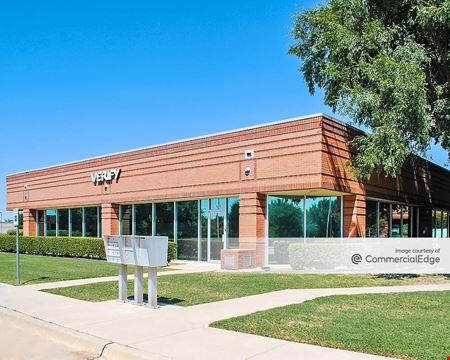 A look at Gateway Commerce I & II commercial space in Irving