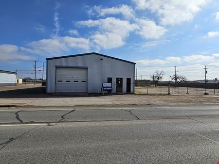 A look at 757 S Treadaway commercial space in Abilene