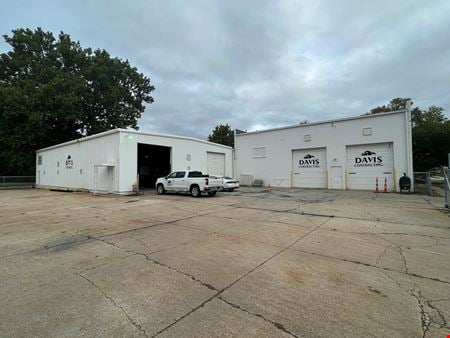 A look at 2611 FLORENCE BOULEVARD FOR SALE/LEASE Industrial space for Rent in Omaha