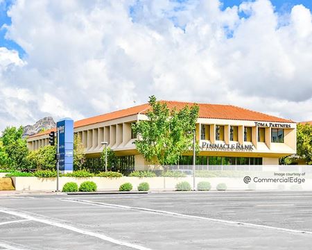 A look at 2200 East Camelback Road Office space for Rent in Phoenix