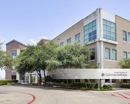 A look at MIRA VISTA commercial space in Austin